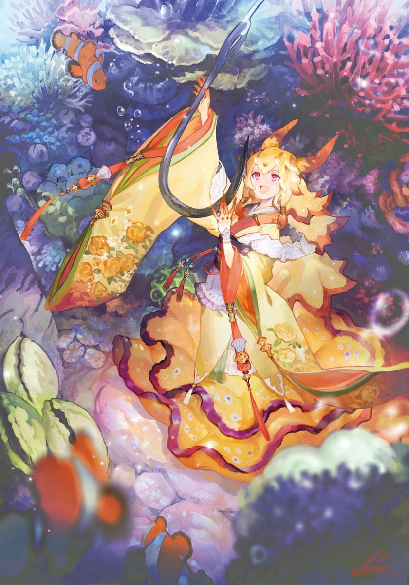 1girl bangs blonde_hair bubble chibi_(shimon) clownfish copyright_request coral coral_reef floral_print highres hook horns japanese_clothes kimono long_hair long_sleeves open_mouth orange_kimono pink_eyes print_kimono shadow signature smile solo underwater wide_sleeves