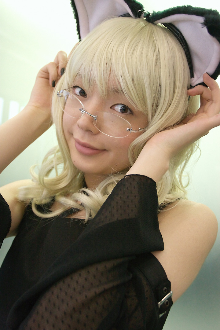 animal_ears blonde_hair cat_ears cosplay dress elfriede glasses namada photo tsukuyomi_moonphase
