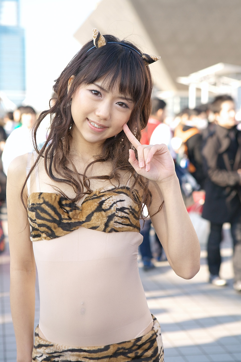 amano_ai_(model) cosplay lum photo urusei_yatsura