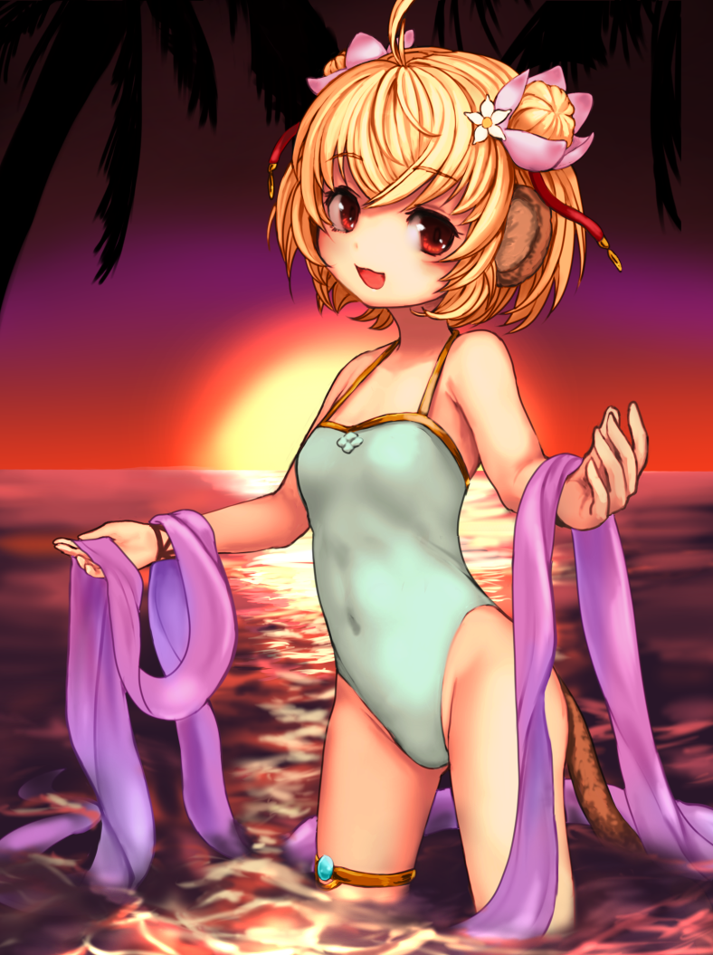 1girl :d andira_(granblue_fantasy) animal_ears bangs blonde_hair commentary_request covered_navel erune eyebrows_visible_through_hair flower granblue_fantasy green_swimsuit gumakara hair_flower hair_ornament looking_at_viewer monkey_ears monkey_tail ocean one-piece_swimsuit open_mouth partially_submerged smile solo standing sun sunset swimsuit tail water