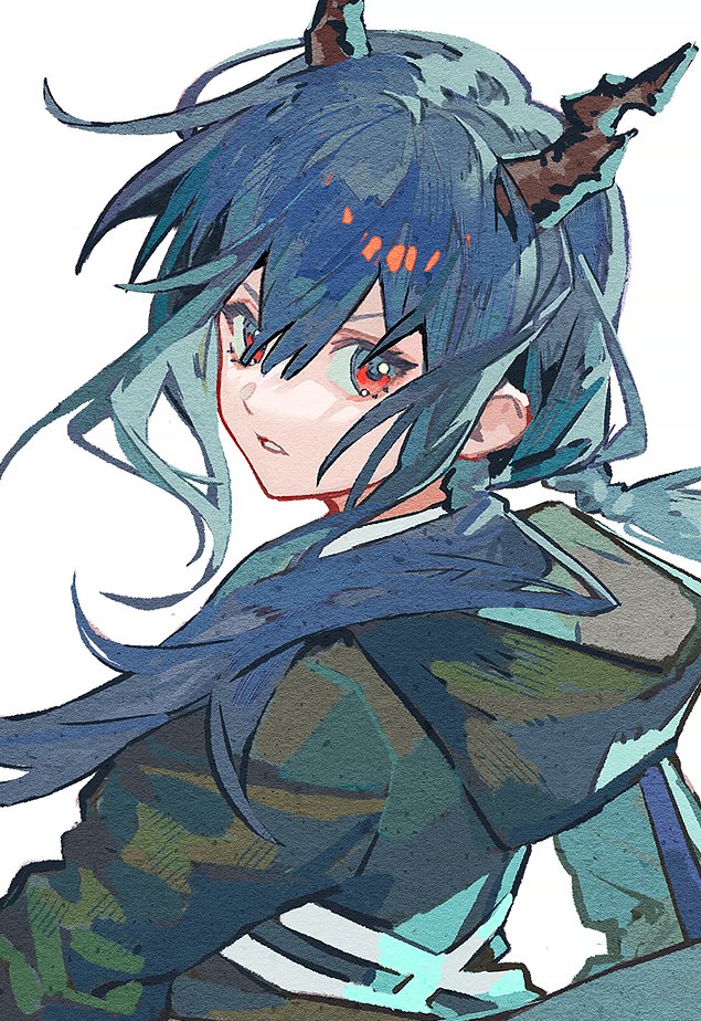 1girl arknights bangs black_coat blue_hair ch'en_(arknights) coat dragon_horns from_behind hood hood_down hooded_coat horns long_hair looking_at_viewer looking_back low_twintails parted_lips qiqu red_eyes simple_background solo twintails v-shaped_eyebrows white_background