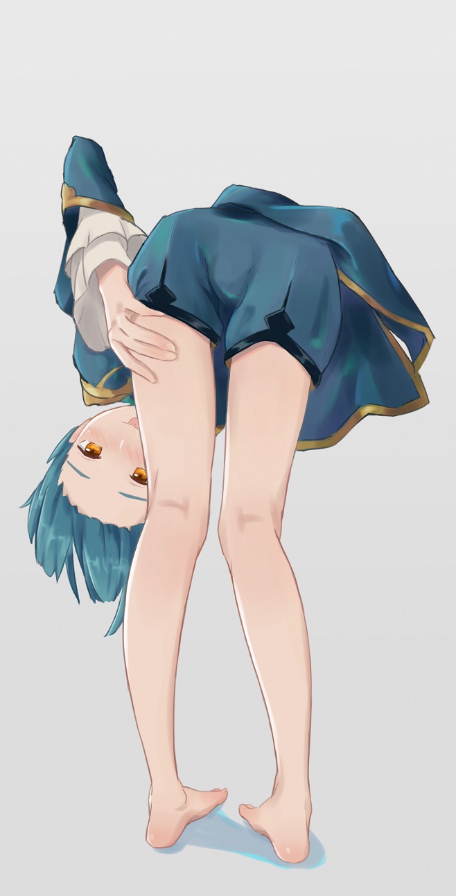 1boy :p ass blue_eyes blush chinese_clothes from_behind genshin_impact grey_background highres legs long_sleeves looking_at_viewer male_focus nose_blush otoko_no_ko rexfaxsex short_hair simple_background smile solo standing tongue tongue_out upside-down xingqiu_(genshin_impact)