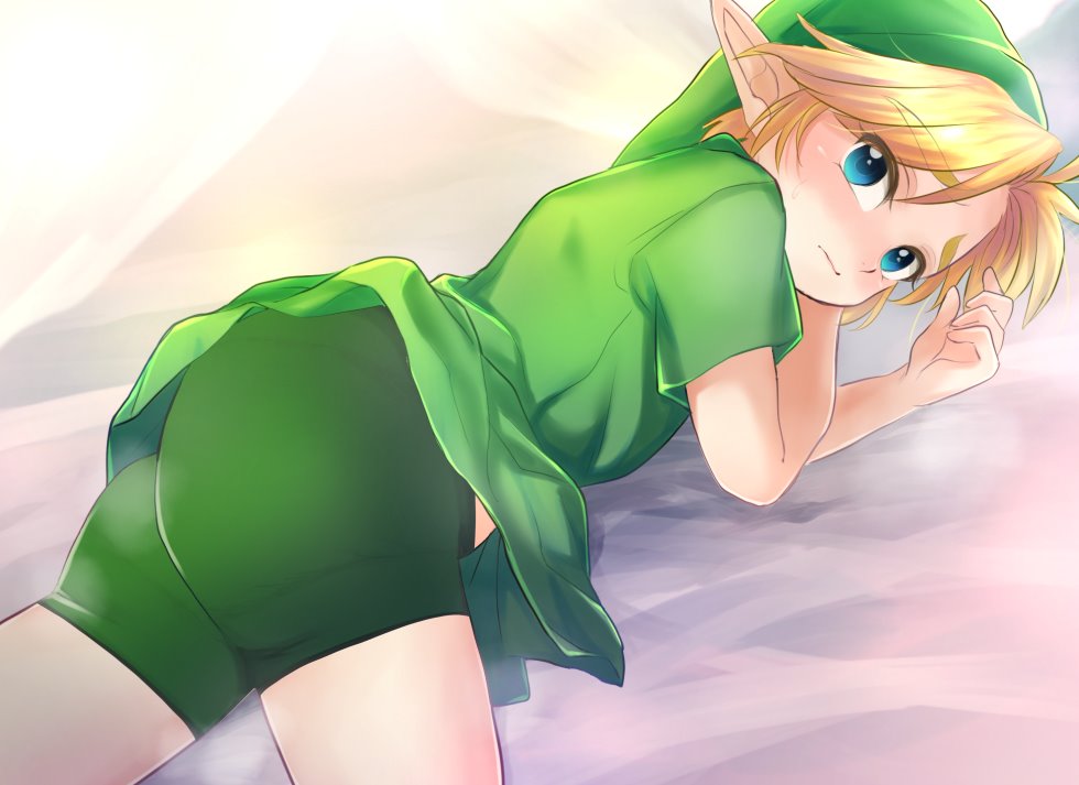 1boy ass bike_shorts blonde_hair blue_eyes blush closed_mouth commentary_request eyebrows_visible_through_hair green_headwear green_tunic hat link looking_at_viewer looking_back male_focus pointy_ears short_hair short_sleeves solo steam the_legend_of_zelda waya_sho young_link