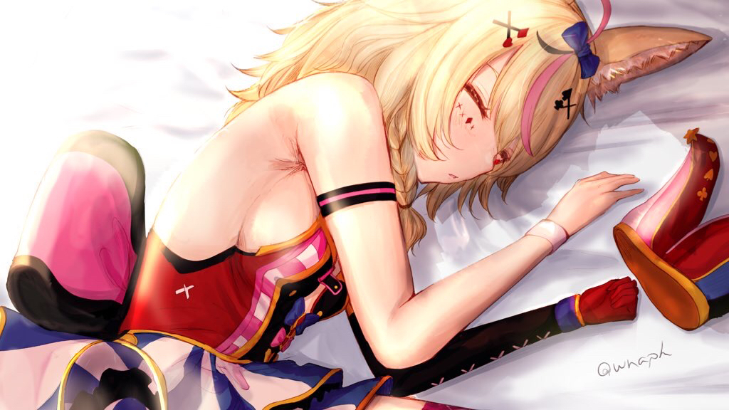 1girl ahoge animal_ears arm_strap bare_shoulders black_hair blonde_hair blush bow breasts closed_eyes facial_mark fox_ears hair_bow hair_ornament hat hat_removed headwear_removed hololive jester_cap lying medium_hair multicolored_hair no_bra omaru_polka on_bed on_side pink_hair playing_card_theme sideboob signature sleeping solo streaked_hair twitter_username virtual_youtuber wnaph x_hair_ornament
