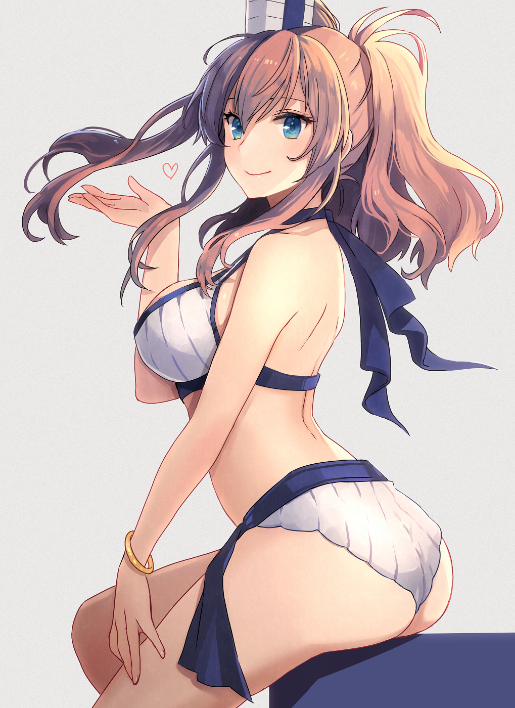 1girl adapted_costume bikini blue_eyes bracelet breasts brown_hair closed_mouth grey_background hair_between_eyes heart highres jewelry kantai_collection kasumi_(skchkko) large_breasts long_hair saratoga_(kancolle) side_ponytail simple_background smile solo swimsuit white_bikini