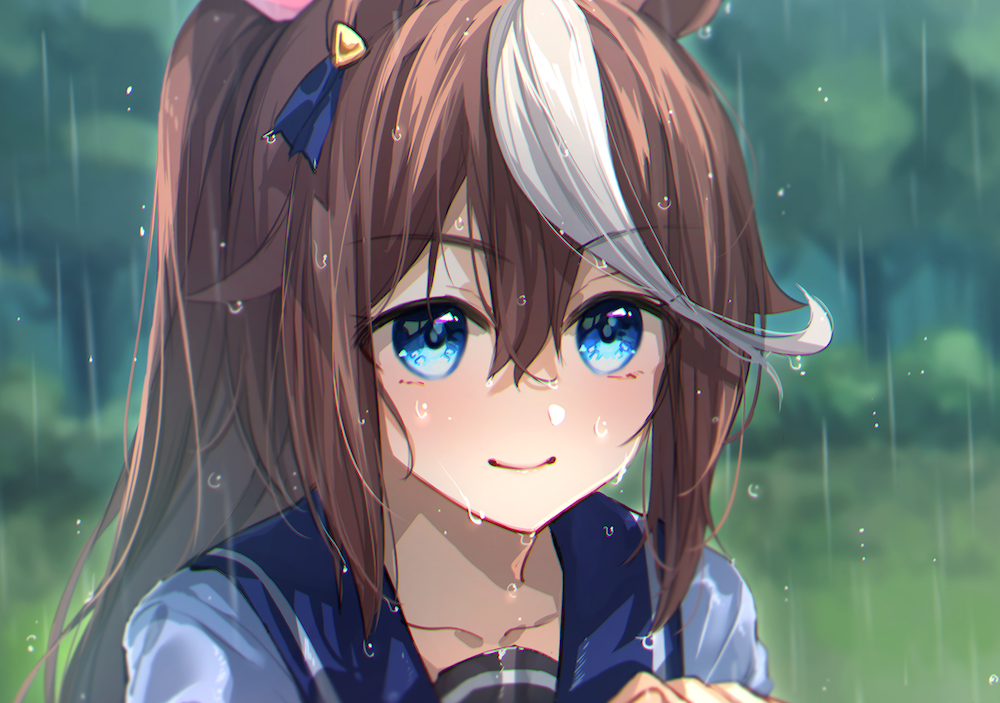 1girl animal_ears bangs blue_eyes blue_shirt blurry blurry_background blush brown_hair closed_mouth collarbone day depth_of_field eyebrows_visible_through_hair hair_between_eyes hand_up horse_ears long_hair looking_at_viewer multicolored_hair ouri_(aya_pine) outdoors ponytail rain school_uniform shirt smile solo streaked_hair tokai_teio_(umamusume) tracen_school_uniform tree umamusume upper_body wet wet_clothes wet_hair wet_shirt white_hair