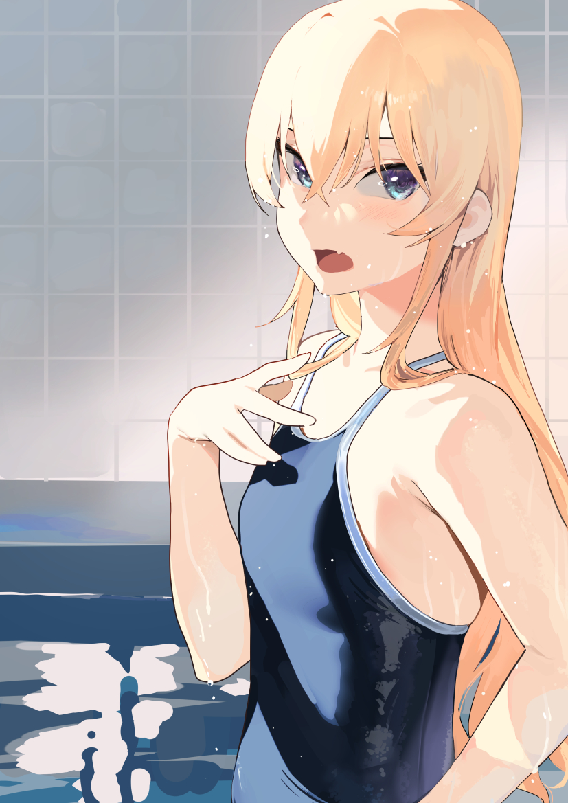 1girl bangs bare_shoulders blonde_hair blue_eyes breasts commentary_request competition_school_swimsuit competition_swimsuit eyebrows_visible_through_hair fang flat_chest hair_between_eyes ikuchan_kaoru long_hair looking_at_viewer one-piece_swimsuit open_mouth original pool skin_fang solo swimsuit tile_wall tiles upper_body water wet wet_hair