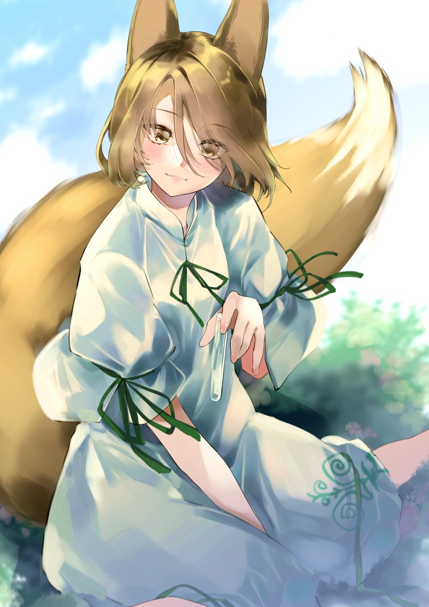 1girl animal_ears bangs blonde_hair blush clouds eyebrows_visible_through_hair eyes_visible_through_hair flat_chest fox_ears fox_girl fox_tail grass green_ribbon highres holding_test_tube jitome kudamaki_tsukasa lips looking_at_viewer meji_aniki outdoors petite ribbon romper short_hair short_sleeves sitting sky smile tail test_tube touhou unconnected_marketeers vial white_jumpsuit wide_hips yellow_eyes