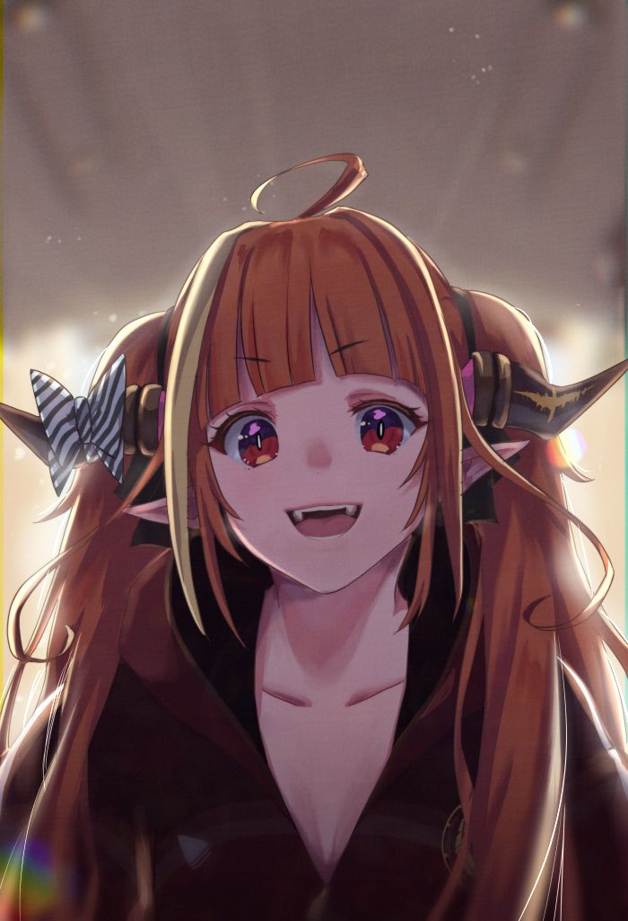 1girl ahoge backlighting bangs black_ribbon blonde_hair blunt_bangs blurry blurry_background bow breasts bright_pupils collarbone commentary diagonal-striped_bow dragon_girl dragon_horns emblem eyebrows_visible_through_hair fangs hair_ribbon highlights hololive hood hooded_track_jacket horn_bow horns jacket kiryu_coco kyou_fumei light_particles logo long_hair looking_at_viewer multicolored multicolored_eyes multicolored_hair official_alternate_costume open_mouth orange_hair pointy_ears red_eyes ribbon sidelocks slit_pupils solo streaked_hair striped striped_bow track_jacket twintails upper_body violet_eyes virtual_youtuber white_pupils zipper zipper_pull_tab