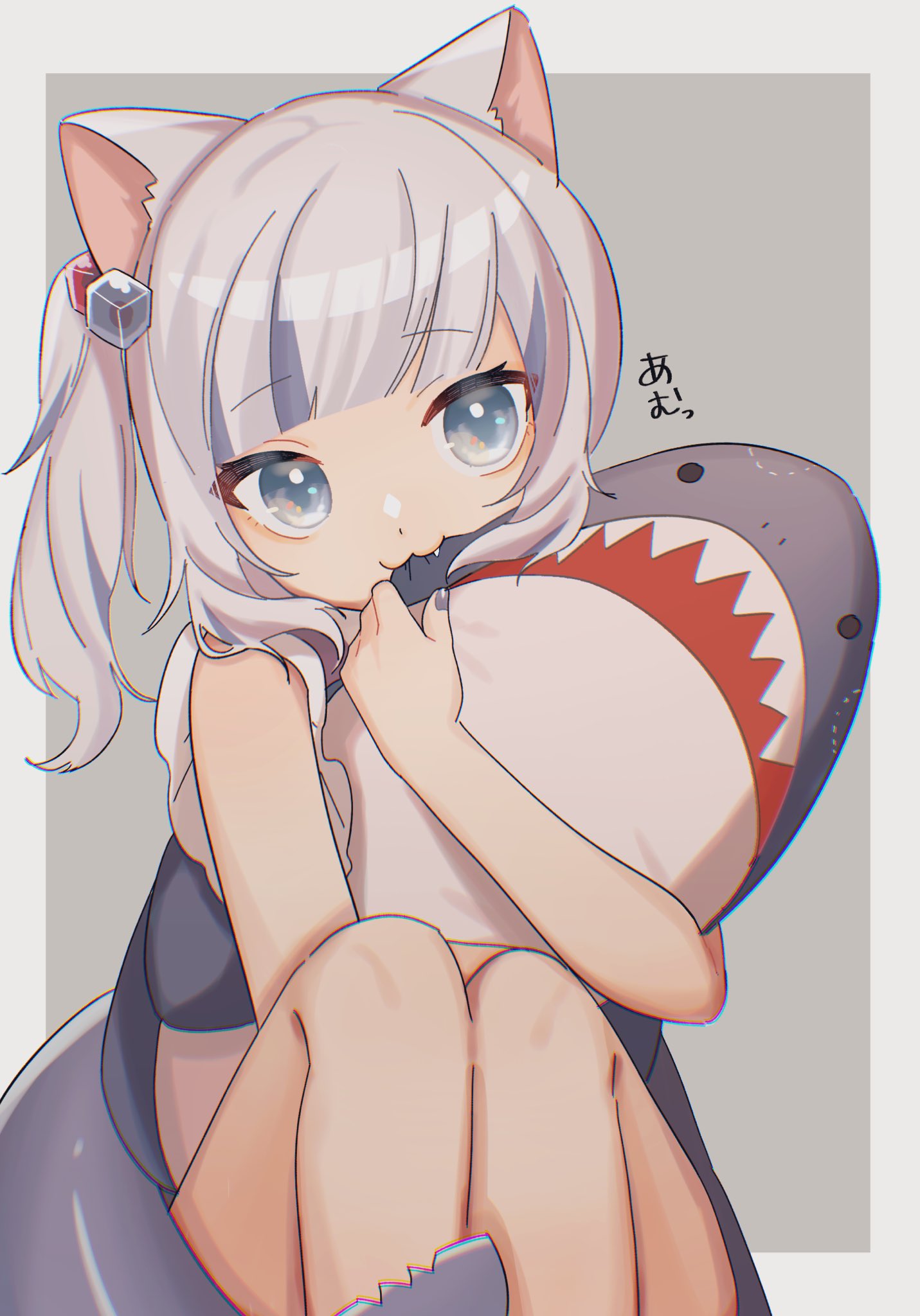 1girl 852_box :3 animal_ears biting blue_dress blue_eyes cat_ears chromatic_aberration dress fang feet_out_of_frame fish_tail gawr_gura grey_background highres holding holding_stuffed_toy hololive hololive_english hug knees_up long_hair multicolored_hair shark_tail side_ponytail silver_hair simple_background sitting solo streaked_hair stuffed_toy tail