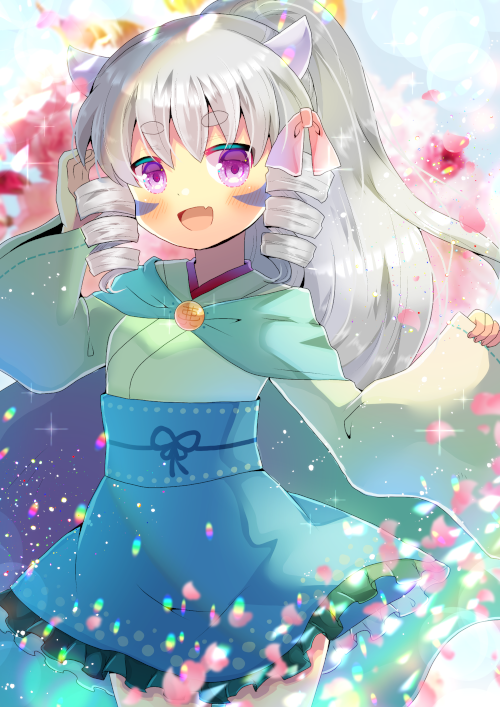 1girl :d bangs blue_skirt blurry blurry_background blush bow demon_horns depth_of_field drill_hair eyebrows_visible_through_hair facial_mark fang frilled_skirt frills green_kimono grey_hair hair_between_eyes hair_bow hand_up high_ponytail horns japanese_clothes kimono kouu_hiyoyo long_hair long_sleeves looking_at_viewer open_mouth original pinching_sleeves pink_bow ponytail short_eyebrows sidelocks skirt sleeves_past_wrists smile solo thick_eyebrows twin_drills very_long_hair violet_eyes wide_sleeves