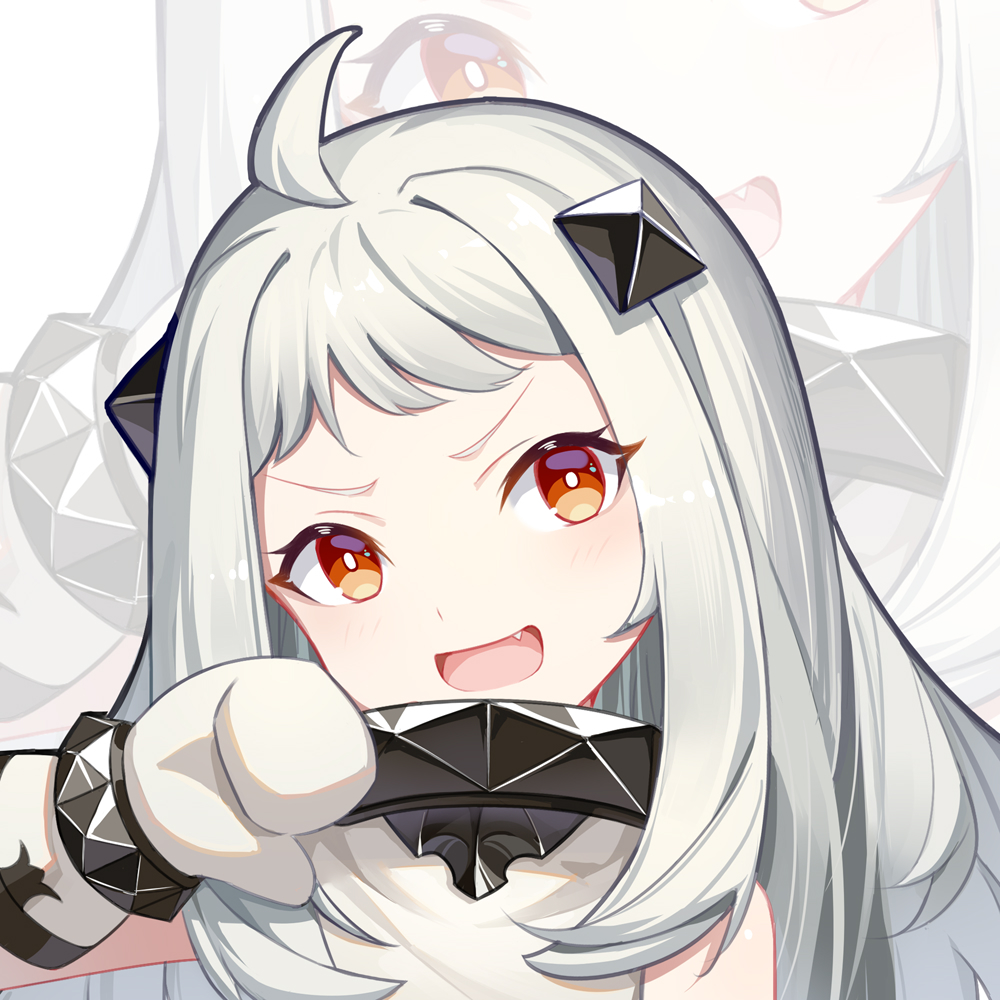 1girl ahoge arm_at_side arm_up bangs black_collar collar eyes_visible_through_hair facing_viewer hair_ornament head_tilt kantai_collection light_blush long_hair looking_at_viewer northern_ocean_princess open_mouth plump red_eyes sidelocks single_tooth sleeveless solo thumbs_down upper_body white_background white_hair white_mittens yin_lan_xue zoom_layer