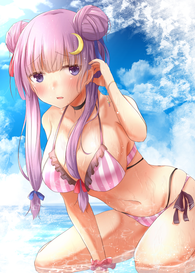 1girl armlet bikini black_choker blue_bow blue_ribbon blue_sky blush bow breasts choker clouds commentary_request crescent crescent_hair_ornament double_bun eyebrows_visible_through_hair hair_bow hair_ornament hair_ribbon kneeling large_breasts looking_at_viewer navel no_hat no_headwear open_mouth patchouli_knowledge purple_hair ram_hachimin red_bow red_ribbon ribbon scrunchie sky solo striped striped_bikini sunlight swimsuit touhou violet_eyes water wet wrist_scrunchie