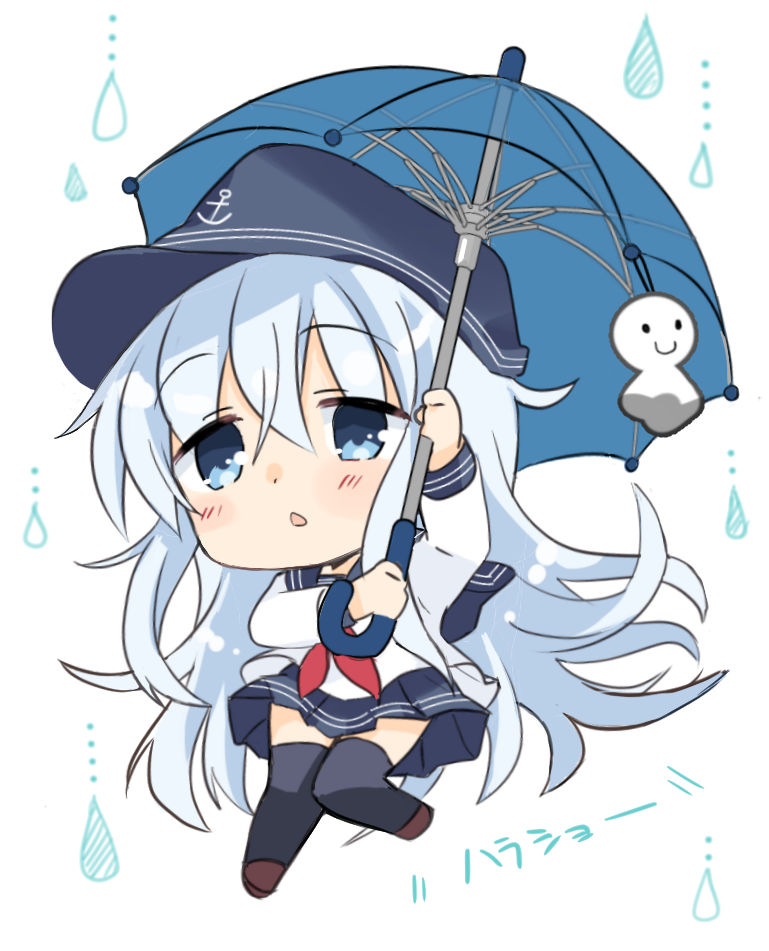 1girl anchor_symbol black_legwear black_sailor_collar black_skirt blue_eyes blue_umbrella chibi flat_cap full_body hat hibiki_(kancolle) hizuki_yayoi horosho kantai_collection long_hair neckerchief pleated_skirt rain red_neckwear sailor_collar school_uniform serafuku silver_hair simple_background skirt solo teruterubouzu thigh-highs umbrella white_background