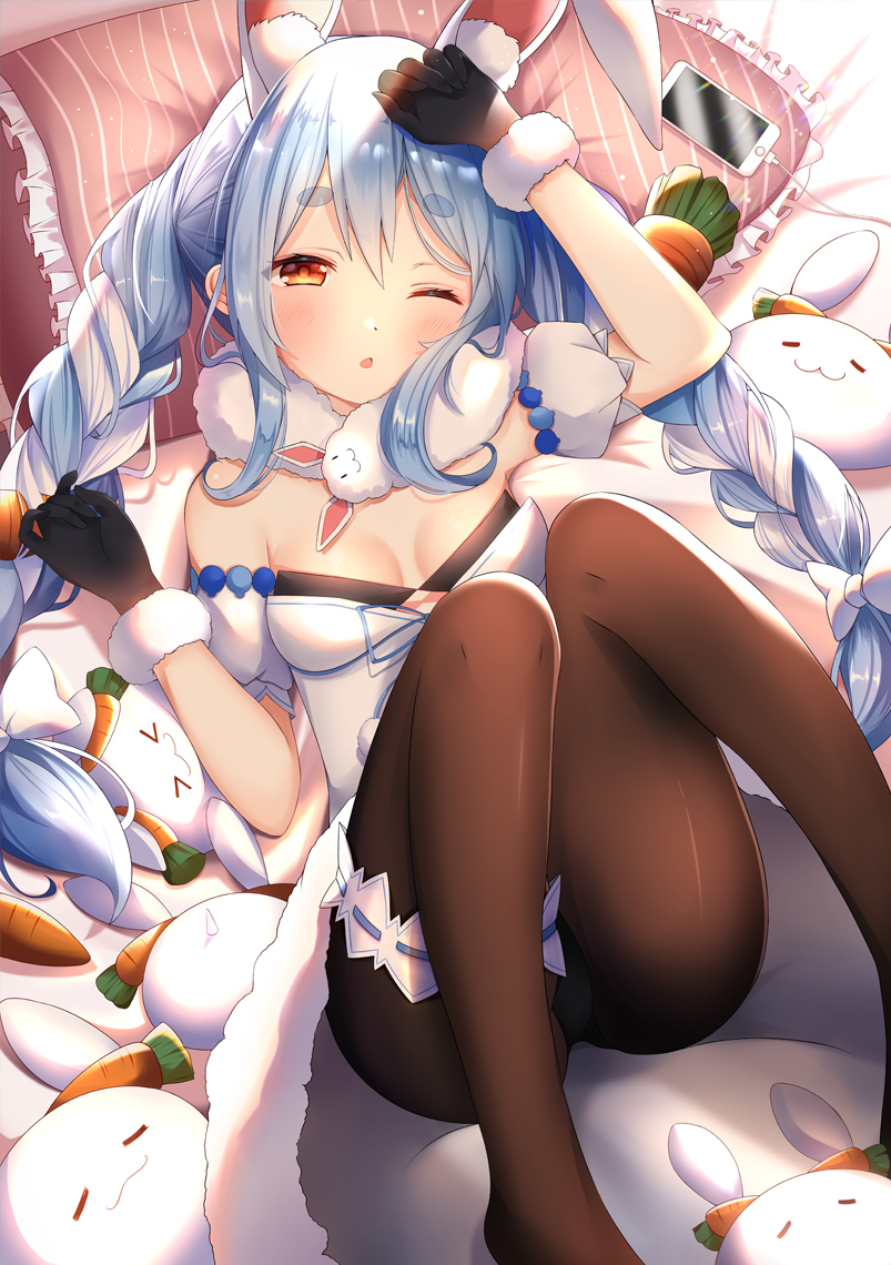 &gt;_&lt; 1girl ;o animal_ear_fluff animal_ears arm_up bangs bare_shoulders bed_sheet black_gloves black_leotard blue_hair blush bow braid breasts brown_legwear carrot_hair_ornament cellphone charger commentary_request detached_sleeves don-chan_(usada_pekora) dress eyebrows_visible_through_hair feet_out_of_frame food-themed_hair_ornament frilled_pillow frills fur-trimmed_gloves fur_trim gloves hair_between_eyes hair_bow hair_ornament half-closed_eye hololive knees_together_feet_apart knees_up leotard lokyin_house long_hair looking_at_viewer multicolored_hair nousagi_(usada_pekora) one_eye_closed parted_lips phone pillow puffy_short_sleeves puffy_sleeves rabbit_ears red_eyes short_eyebrows short_sleeves small_breasts strapless strapless_dress strapless_leotard striped thick_eyebrows twin_braids twintails two-tone_hair usada_pekora vertical_stripes very_long_hair virtual_youtuber waking_up white_bow white_dress white_hair