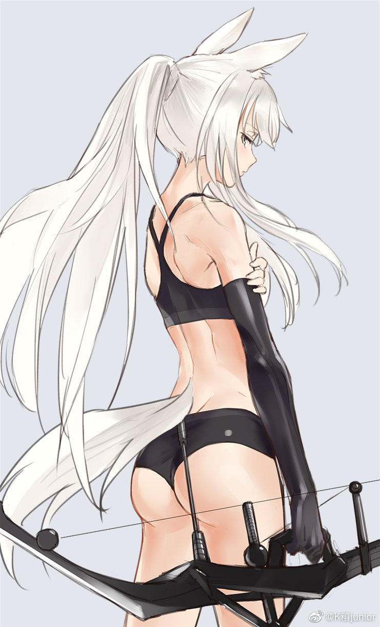 1girl animal_ears arknights ass bangs bare_shoulders black_gloves bow bow_(weapon) elbow_gloves gloves highres holding holding_bow_(weapon) holding_weapon horse_ears horse_girl horse_tail kisetsu long_hair looking_at_viewer looking_back platinum_(arknights) ponytail shorts simple_background solo tail vest weapon white_background yellow_eyes