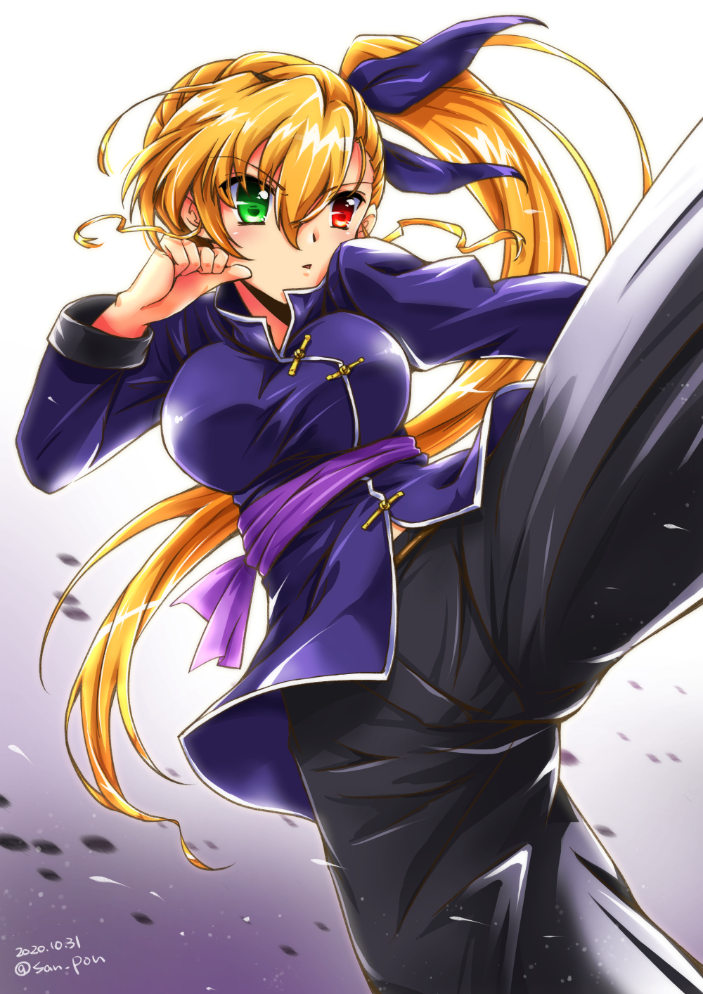 1girl bangs black_pants blonde_hair blue_shirt chinese_clothes clenched_hand commentary dated eyebrows_visible_through_hair frown green_eyes heterochromia high_kick highres kicking leg_up long_sleeves looking_to_the_side lyrical_nanoha mahou_shoujo_lyrical_nanoha_vivid pants parted_lips purple_sash red_eyes san-pon sash shirt side_ponytail solo standing standing_on_one_leg tangzhuang twitter_username vivio