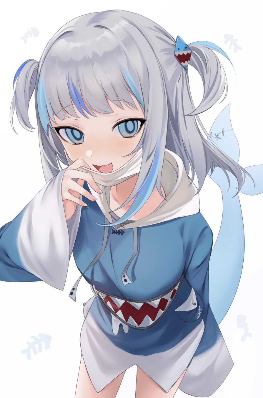 1girl :d bangs blue_eyes blue_hair blunt_bangs blush commentary_request cowboy_shot eyebrows_visible_through_hair fang fish_tail gawr_gura grey_hair hair_ornament hand_up highres hololive long_hair long_sleeves looking_at_viewer multicolored_hair ompf open_mouth shark_hair_ornament shark_tail sharp_teeth shiny shiny_hair simple_background sleeves_past_wrists smile solo streaked_hair tail teeth two-tone_hair two_side_up virtual_youtuber white_background wide_sleeves