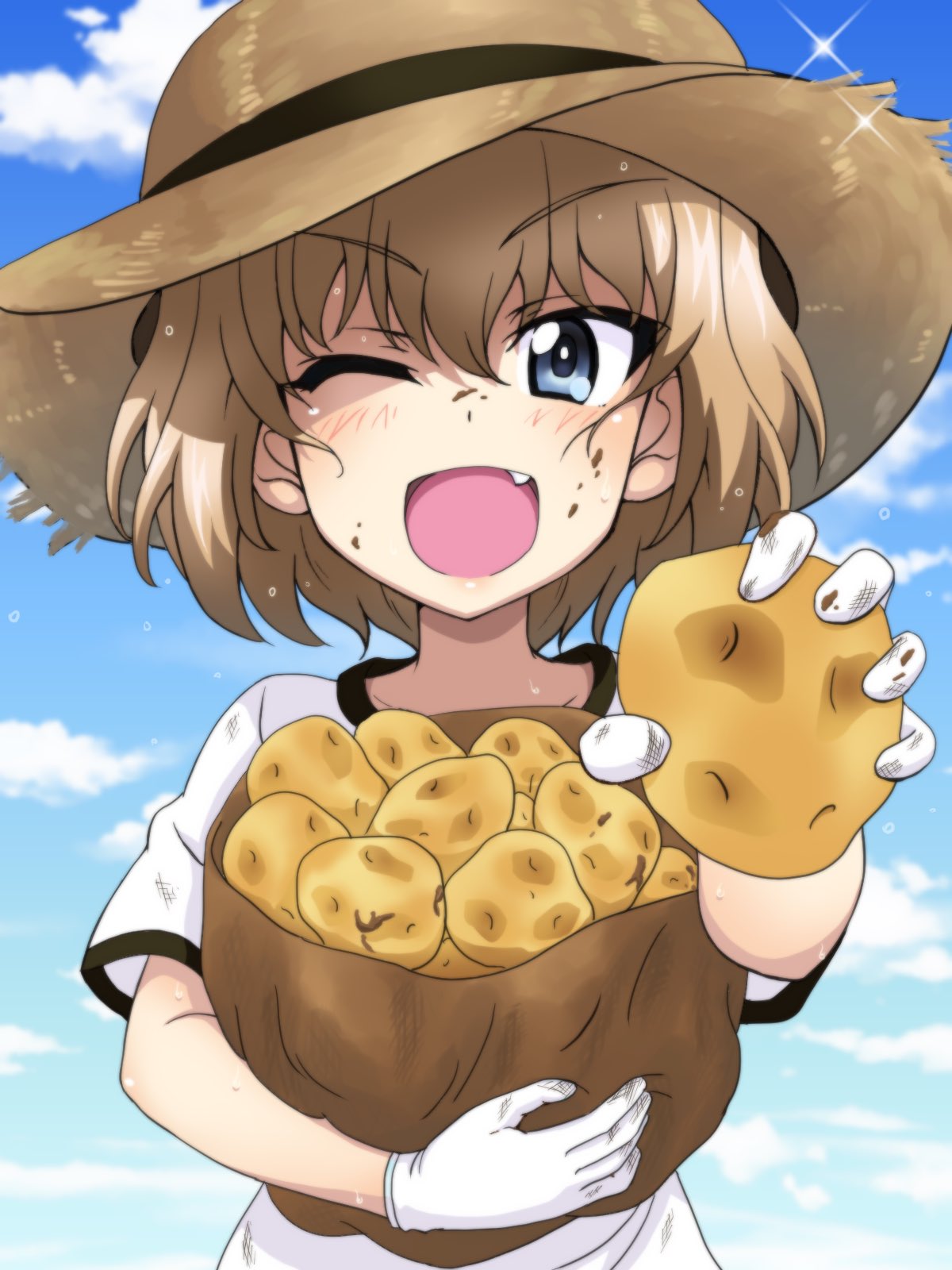 1girl ;d bag bangs blonde_hair blue_eyes blue_sky bob_cut brown_headwear clouds cloudy_sky commentary day dirty dirty_clothes dirty_face eyebrows_visible_through_hair fang food girls_und_panzer gloves hat highres holding holding_bag holding_food holding_vegetable katyusha_(girls_und_panzer) key_(gaigaigai123) looking_at_viewer one_eye_closed open_mouth outdoors paper_bag potato shirt short_hair short_sleeves sky smile solo sparkle straw_hat sweat t-shirt upper_body vegetable white_gloves white_shirt