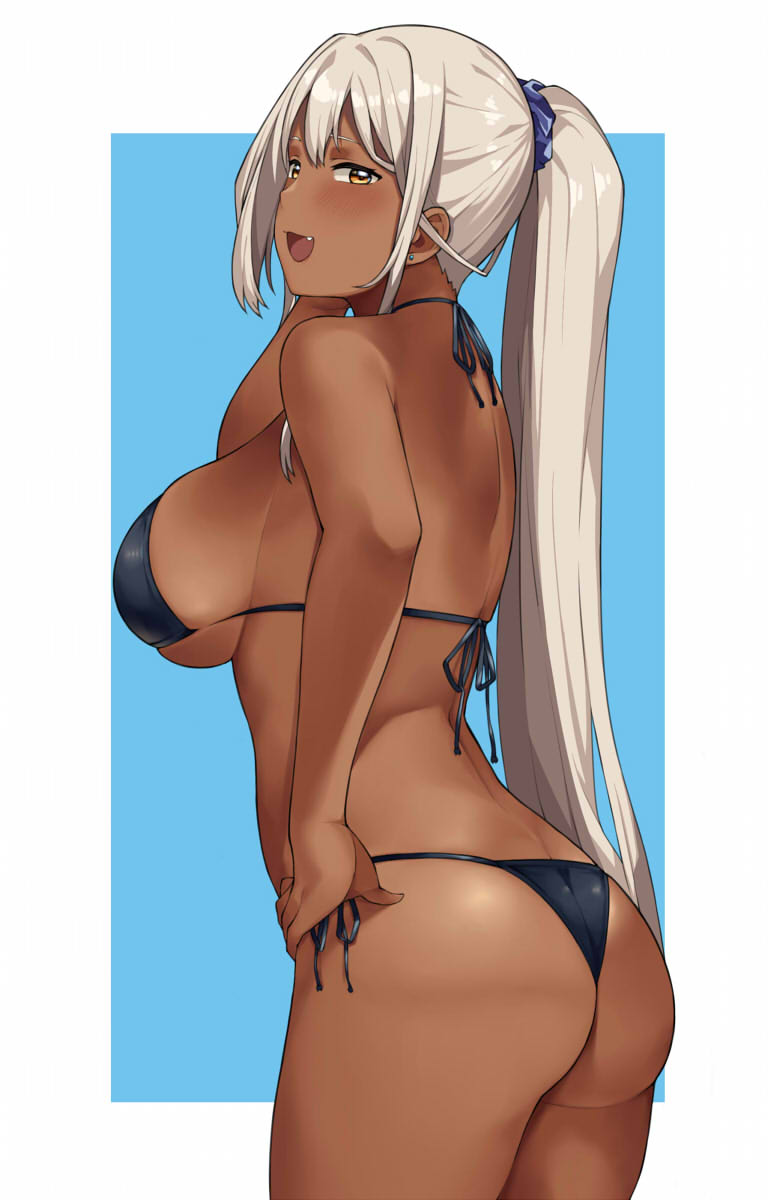 1girl ass bangs bikini black_bikini blonde_hair blush breasts dark-skinned_female dark_skin fang hai_ookami high_ponytail highres large_breasts long_hair looking_at_viewer looking_back open_mouth original side-tie_bikini simple_background smile solo swimsuit yellow_eyes