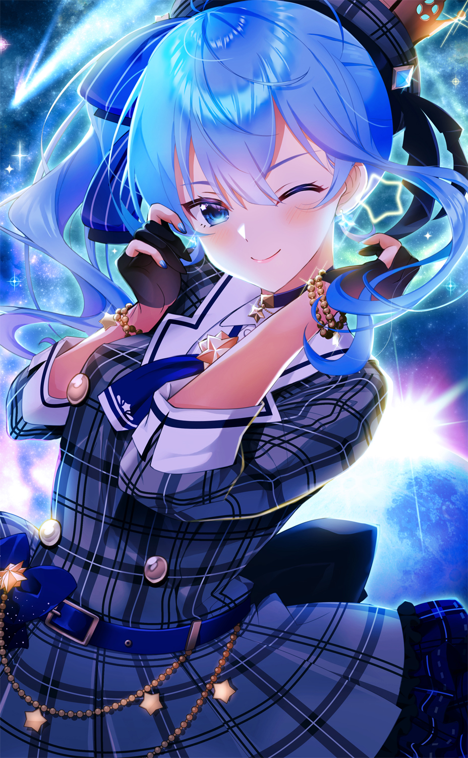 1girl bangs black_gloves blue_eyes blue_hair blue_nails bracelet choker comet commentary_request fingernails gloves hat highres hololive hoshimachi_suisei jacket jewelry looking_at_viewer mizuno_kurage nail_polish partially_fingerless_gloves plaid plaid_jacket plaid_neckwear smile solo star_(symbol) star_choker star_in_eye symbol_in_eye virtual_youtuber