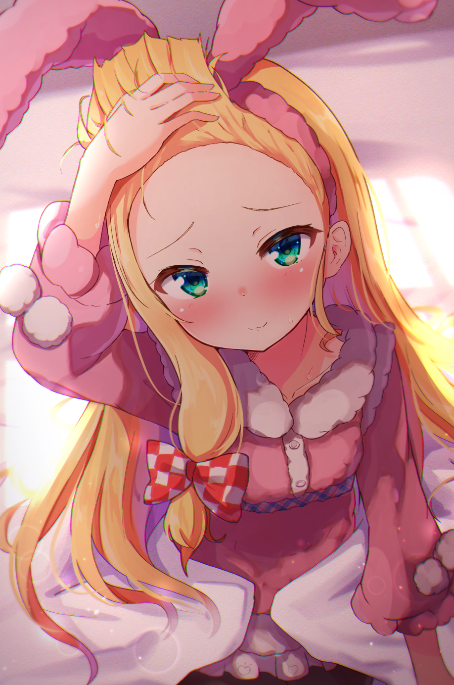 1girl animal_ears baram blonde_hair blush closed_mouth collarbone commentary_request fake_animal_ears forehead green_eyes hairband highres indoors jacket long_hair looking_at_viewer mononobe_alice nijisanji nose_blush pink_hairband pink_jacket rabbit_ears smile solo sweat very_long_hair virtual_youtuber wavy_mouth