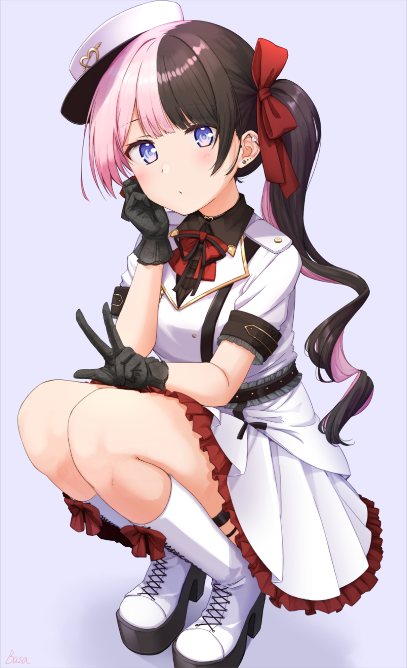 1girl basa_rutan black_gloves black_hair black_shirt boots bow collared_shirt commentary_request cross-laced_footwear frilled_skirt frills gloves hair_bow hat highres iris_black_games jacket knees_up lace-up_boots long_hair looking_at_viewer multicolored_hair peaked_cap pink_hair platform_boots purple_background red_bow shadow shirt short_sleeves side_ponytail simple_background skirt solo squatting tachibana_hinano_(vtuber) two-tone_hair very_long_hair virtual_youtuber w white_footwear white_headwear white_jacket white_skirt