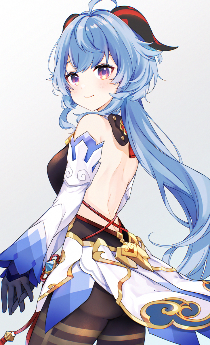 1girl aco_(acco_0v0) ahoge ass backless_outfit bangs bare_back bare_shoulders bell black_gloves blue_hair bow bowtie cowboy_shot curled_horns detached_sleeves ganyu_(genshin_impact) genshin_impact gloves gold_trim highres horns light_blush long_hair looking_at_viewer multicolored multicolored_eyes neck_bell smile solo thighlet very_long_hair vision_(genshin_impact) white_sleeves