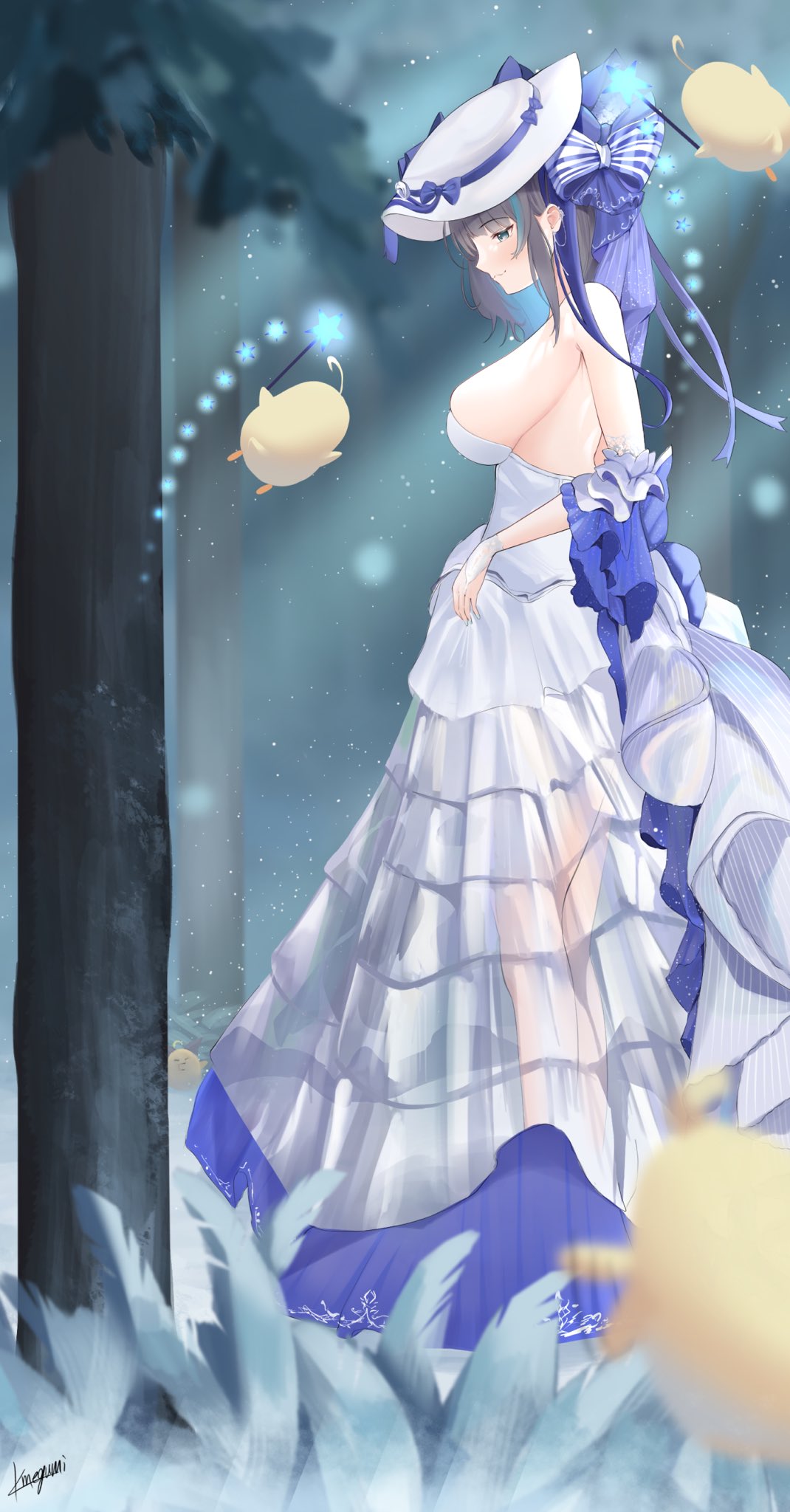 1girl azur_lane backless_dress backless_outfit bare_shoulders bareback blue_eyes blue_hair breasts bustier cheshire_(azur_lane) cheshire_(highness_in_white)_(azur_lane) dress evening_gown grey_hair hat highres large_breasts layered_dress long_dress manjuu_(azur_lane) megumi_kei multicolored_hair official_alternate_costume outdoors see-through_dress signature solo strapless strapless_dress streaked_hair sun_hat two-tone_hair white_headwear