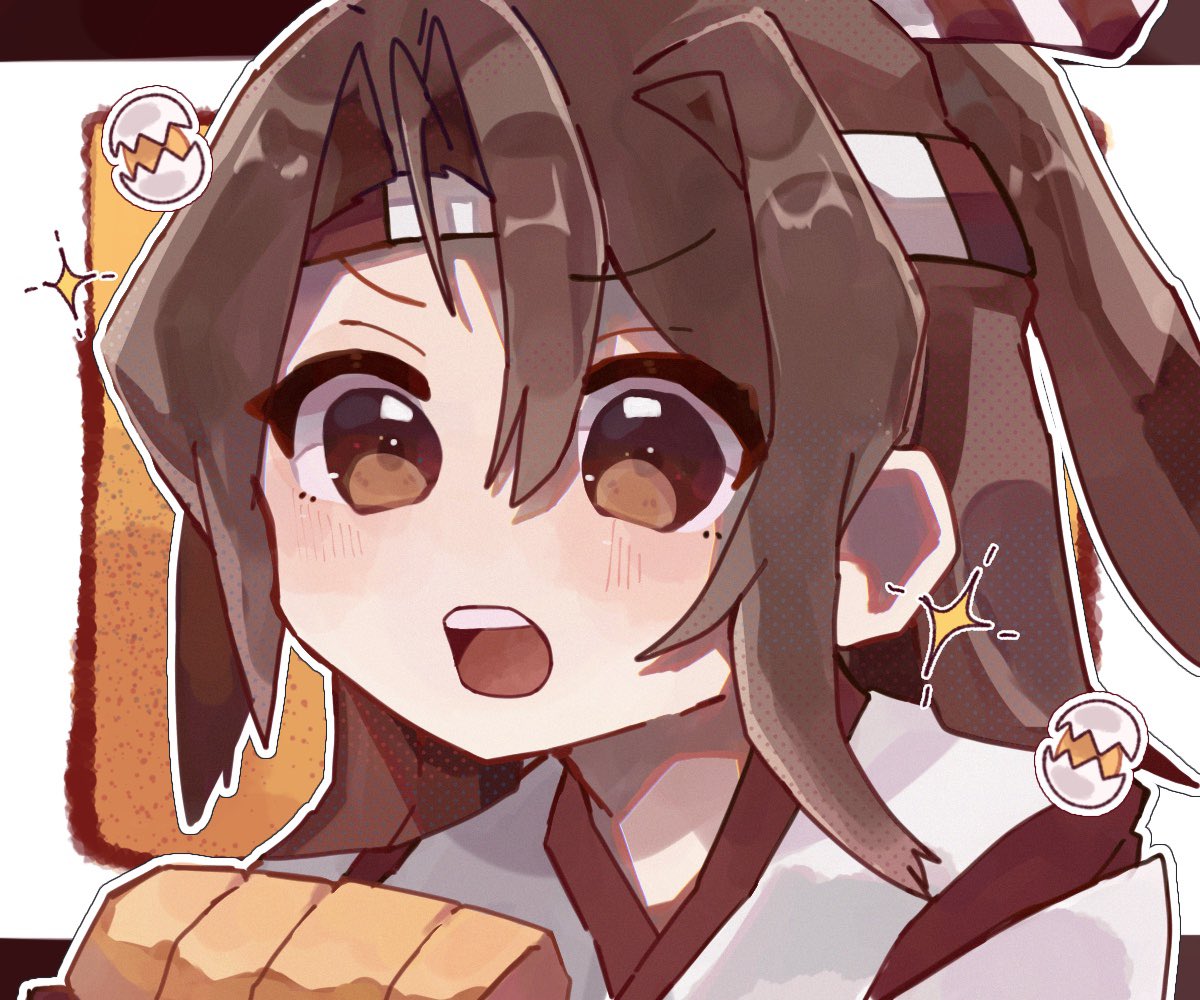 1girl bangs blush brown_eyes brown_hair egg eyebrows_visible_through_hair food hachimaki hagino_chihiro headband japanese_clothes kantai_collection long_hair omelet one-hour_drawing_challenge open_mouth ponytail portrait simple_background solo sparkle tamagoyaki zuihou_(kancolle)