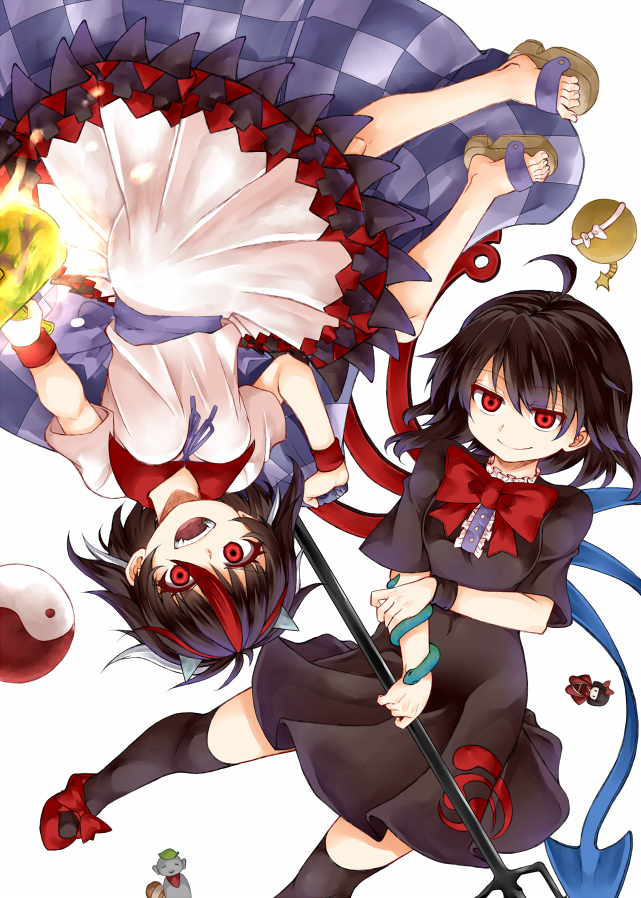 2girls ahoge arrow_print asymmetrical_wings bare_legs bare_shoulders black_dress black_hair black_legwear blue_ribbon bracelet dress five-foot_bomb holding holding_weapon horns houjuu_nue jewelry kijin_seija looking_at_viewer mary_janes miracle_mallet multicolored_hair multiple_girls nimble_fabric open_mouth orb polearm red_eyes red_footwear ribbon sandals sharp_teeth shoes short_hair simple_background smile snake streaked_hair teeth thigh-highs touhou trident upside-down weapon white_background wings wristband yin_yang yin_yang_orb zetsumame