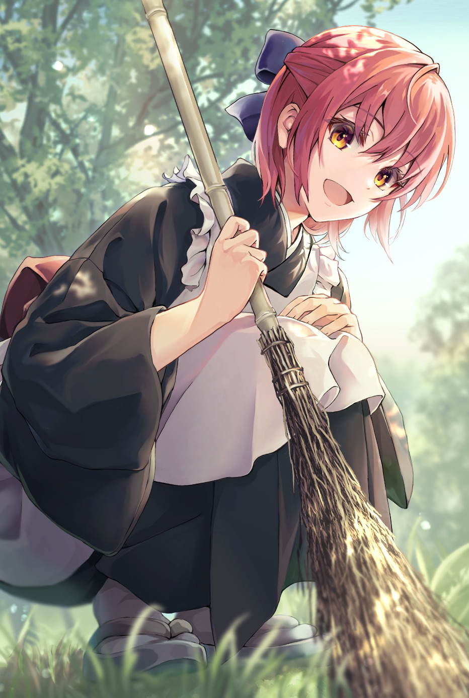 1girl :d apron bamboo_broom bangs black_kimono blurry bow broom dappled_sunlight day depth_of_field eyebrows_visible_through_hair frilled_apron frills grass hair_bow hand_on_own_knee hands_up head_tilt highres holding holding_broom japanese_clothes kimono kohaku_(tsukihime) looking_at_viewer mkr_(wepn3428) orange_eyes outdoors pink_hair short_hair smile solo squatting sunlight tabi tree tsukihime wa_maid wide_sleeves zouri