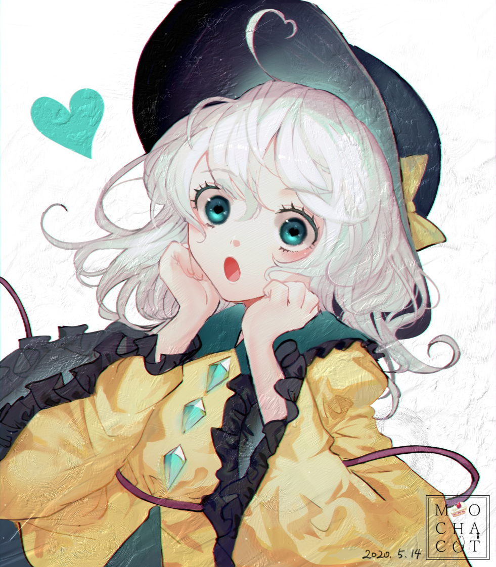 1girl black_headwear bow collared_shirt floral_print frilled_shirt_collar frilled_sleeves frills green_eyes green_hair hat hat_ribbon heart komeiji_koishi long_sleeves mochacot open_mouth ribbon shirt short_hair solo touhou wavy_hair white_background wide_sleeves yellow_bow yellow_ribbon yellow_shirt