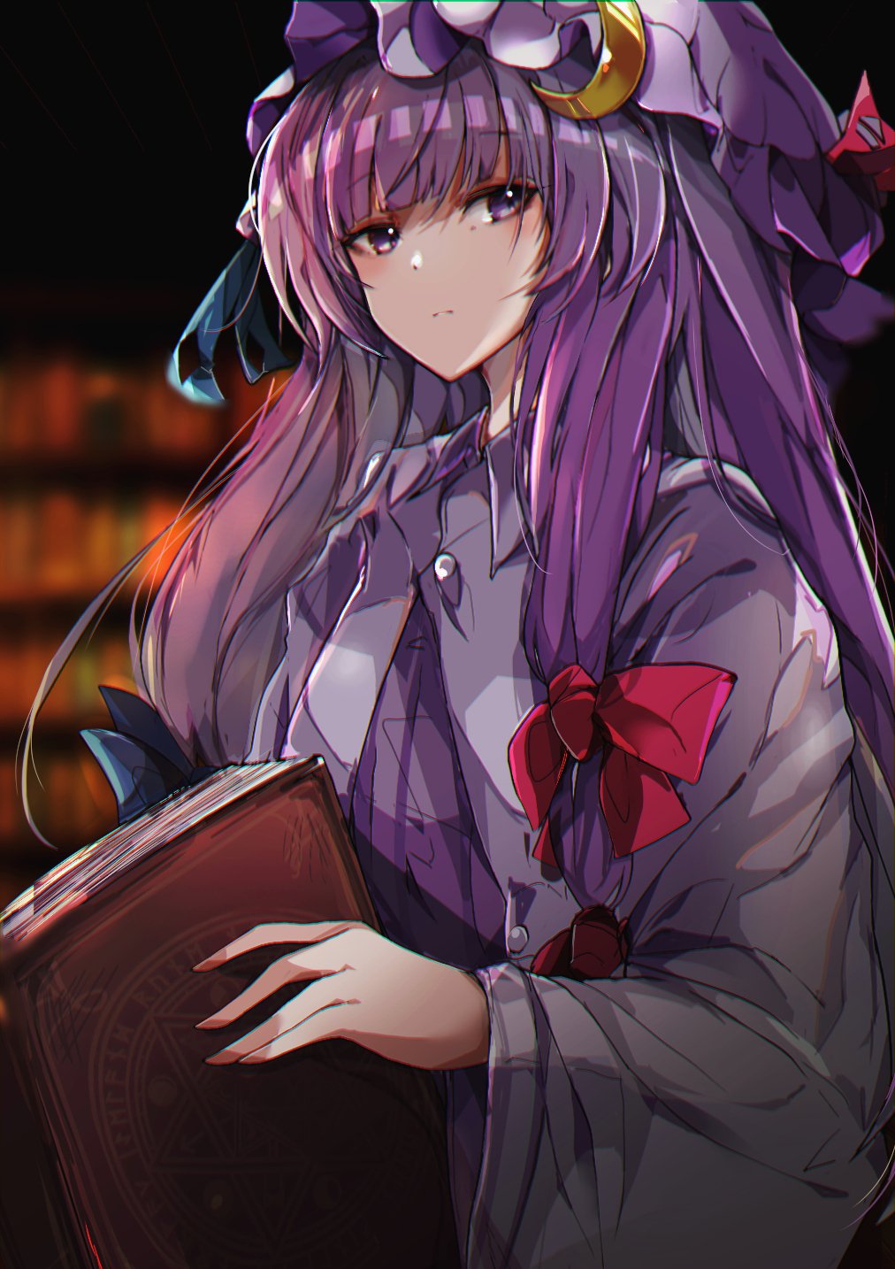 1girl chair closed_mouth crescent crescent_hat_ornament double_bun dress hat hat_ornament highres krs_(kqrqsi) long_hair long_sleeves looking_at_viewer mob_cap patchouli_knowledge pink_headwear purple_hair sitting smile solo touhou wide_sleeves