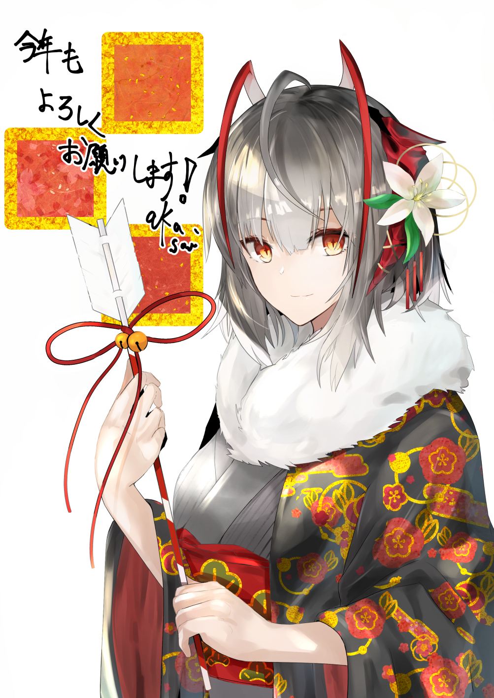 1girl ahoge akasabi arknights bell breasts eyebrows_behind_hair eyebrows_visible_through_hair flower grey_hair hair_between_eyes hair_flower hair_ornament happy_new_year highres holding horns japanese_clothes kimono looking_at_viewer multicolored_hair new_year orange_eyes redhead short_hair simple_background smile solo w_(arknights) white_background