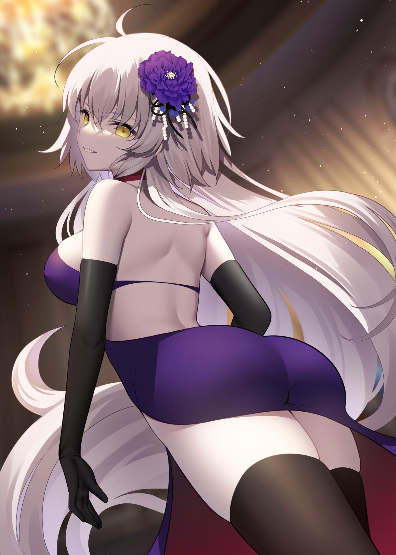 1girl ahoge ass back bangs black_gloves black_legwear black_thighhighs blurry blurry_background breasts choker dress elbow_gloves evening_gown eyebrows eyebrows_visible_through_hair eyelashes eyelashes_visible_through_hair fate/grand_order fate_(series) female_ass floating_hair flower flower_hair_ornament from_below gloves hair_flower hair_ornament highres jeanne_d'arc_(alter)_(fate) jeanne_d'arc_(fate) large_breasts legs legs_together long_hair looking_at_viewer looking_back miko_(royal_milk) official_alternate_costume parted_lips purple_dress purple_flower purple_rose red_choker rose side_slit skindentation smile solo thigh-highs very_long_hair white_hair yellow_eyes