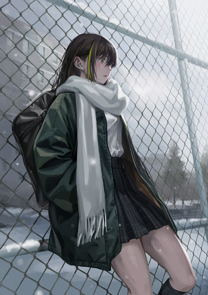 1girl absurdres black_gloves black_shorts breasts brown_eyes brown_hair chocho10 closed_mouth eyebrows_visible_through_hair feet_out_of_frame girls_frontline gloves green_shirt grey_background hand_on_back hand_on_breast highres long_hair looking_at_viewer m4a1_(girls_frontline) medium_breasts multicolored_hair navel open_clothes open_shorts shirt shorts solo