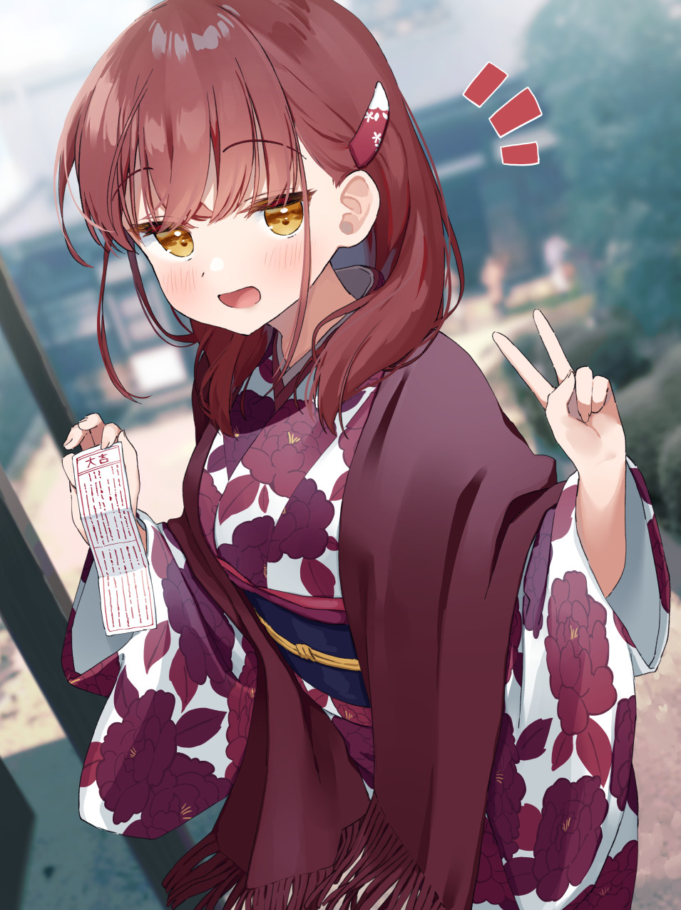 1girl :d bangs blurry blurry_background blush commentary_request eyebrows_visible_through_hair floral_print hair_ornament hair_over_shoulder highres holding japanese_clothes kimono long_hair long_sleeves looking_at_viewer muninshiki notice_lines obi original print_kimono redhead sash smile solo v yellow_eyes younger_twin_sister_(muninshiki)