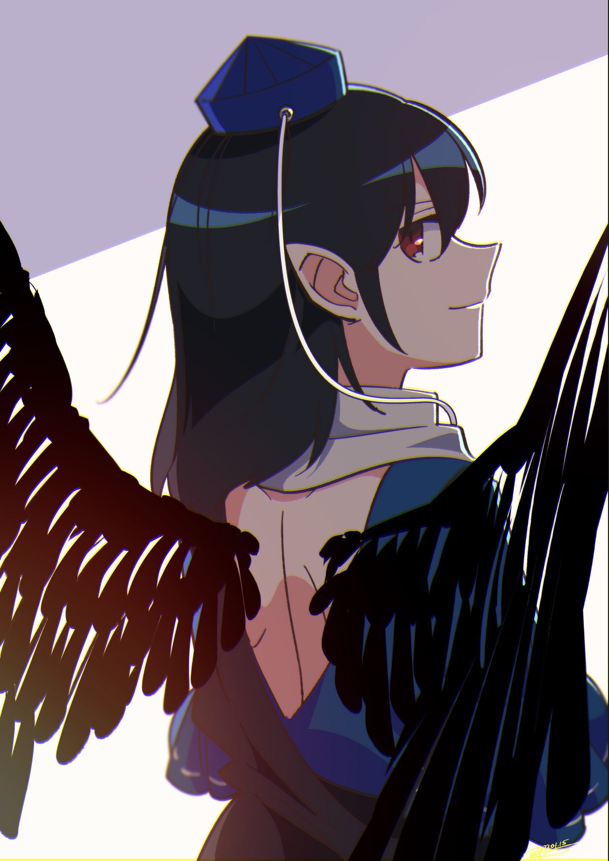 1girl back_cutout bangs black_hair black_wings blue_headwear blue_shirt clothing_cutout dated feathered_wings from_behind hat highres iizunamaru_megumu long_hair looking_back pointy_ears red_eyes shikido_(khf) shirt simple_background smile solo tokin_hat touhou upper_body white_background wings