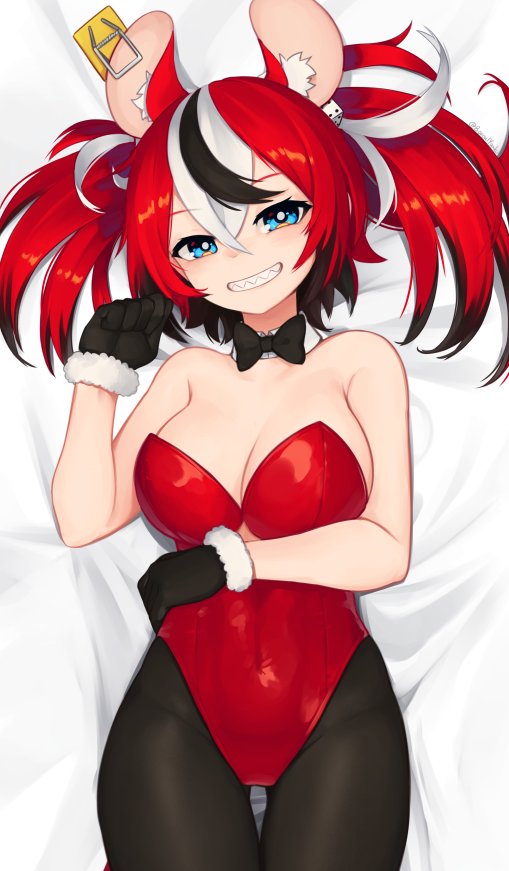 1girl animal_ear_fluff animal_ears arm_under_breasts bangs bare_shoulders bed_sheet black_bow black_bowtie black_gloves black_hair black_legwear bow bowtie breasts commentary covered_navel cowboy_shot dakimakura_(medium) detached_collar dice_hair_ornament earclip english_commentary extra_ears fur-trimmed_gloves fur_trim gloves grin hair_between_eyes hair_ornament hakos_baelz hololive hololive_english large_breasts leotard looking_at_viewer lying mouse_ears multicolored_hair on_back pantyhose playboy_bunny_leotard red_leotard redhead sharp_teeth smile solo strapless strapless_leotard streaked_hair teeth thigh_gap twintails virtual_youtuber white_hair yoako