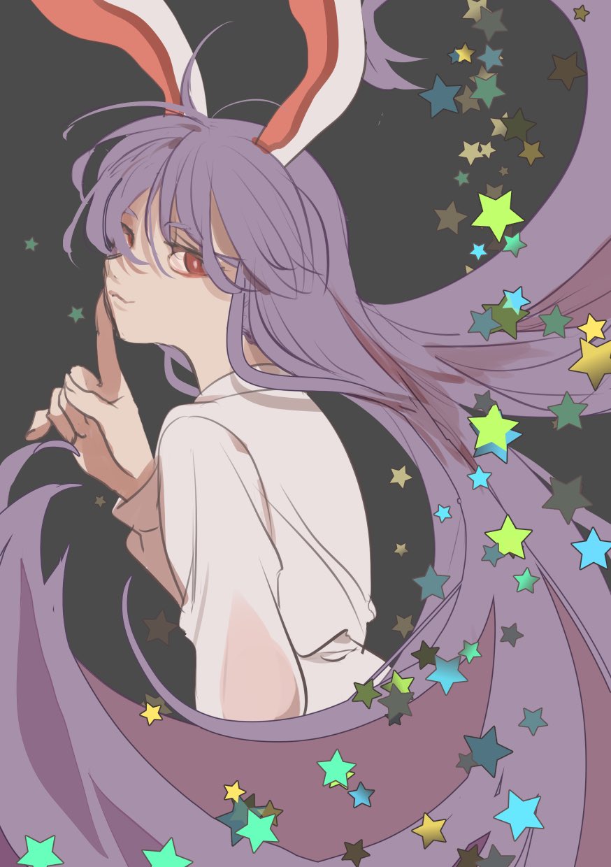 1girl animal_ears bangs black_background blush bright_pupils closed_mouth commentary_request eyelashes finger_to_mouth highres index_finger_raised kerok_(joniko1110) long_hair long_sleeves looking_at_viewer one-hour_drawing_challenge puffy_short_sleeves puffy_sleeves purple_hair rabbit_ears red_eyes reisen_udongein_inaba shirt short_sleeves sidelocks sideways_glance simple_background smile solo star_(symbol) swept_bangs touhou upper_body very_long_hair white_pupils white_shirt
