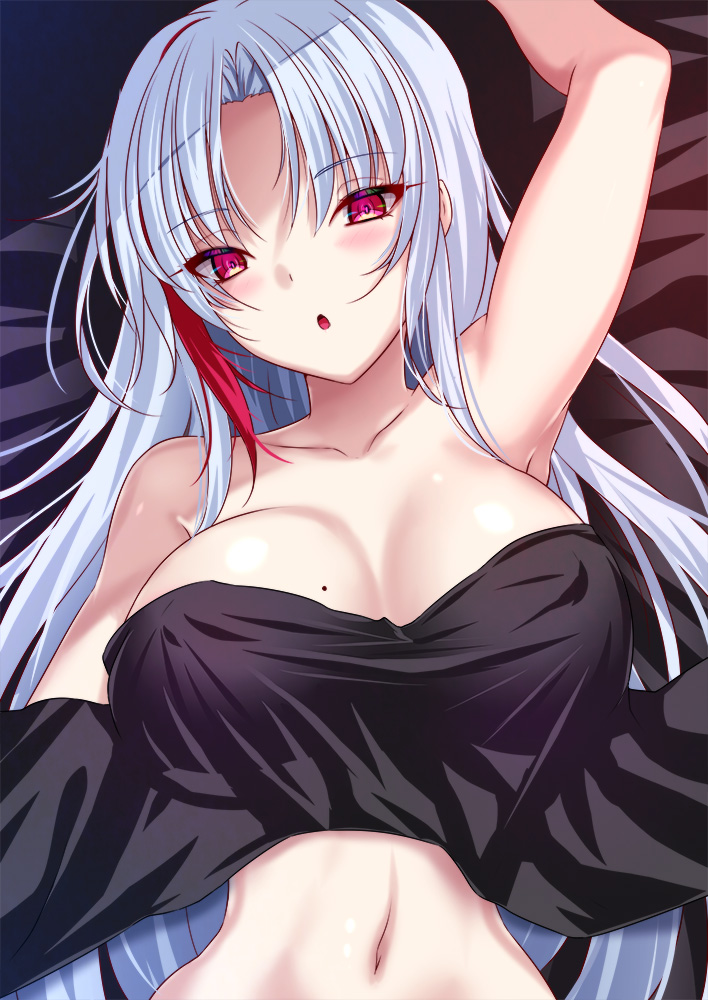 1girl :o akeyama_kitsune arm_up azur_lane bare_shoulders black_tank_top breasts breasts_apart collarbone covered_nipples hair_intakes large_breasts long_hair looking_at_viewer lying multicolored_hair narrow_waist navel on_back open_mouth parted_hair pink_eyes red_eyes redhead silver_hair solo streaked_hair tallinn_(azur_lane) tank_top tsurime undressing upper_body