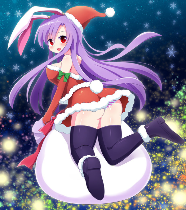 1girl animal_ears ass bad_id bad_pixiv_id bangs banned_artist blush bow breasts elbow_gloves eyebrows_visible_through_hair from_behind gloves hat kisaragi_zwei large_breasts light_purple_hair long_hair looking_at_viewer looking_back panties purple_hair rabbit_ears rabbit_tail red_eyes reisen_udongein_inaba sack santa_costume santa_dress santa_gloves santa_hat sideboob skindentation solo striped striped_panties tail thigh-highs touhou underwear very_long_hair