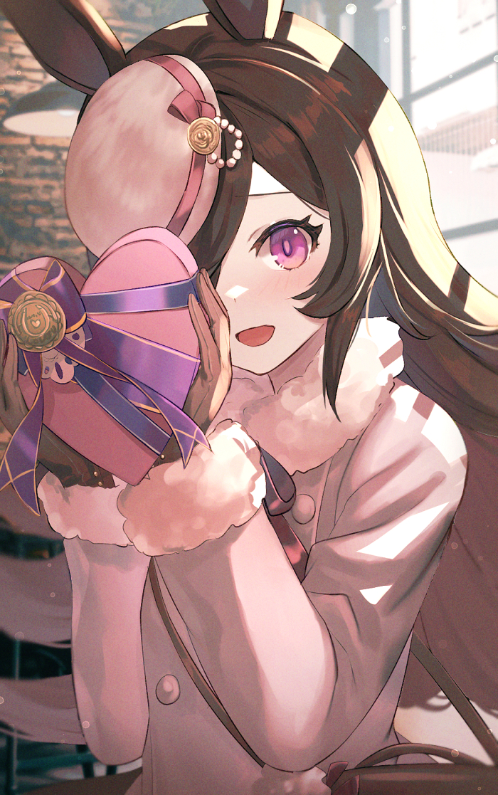 1girl animal_ears box brown_hair coat commentary_request dolce_(dolsuke) fur-trimmed_coat fur_trim gift hair_over_one_eye hat heart-shaped_box holding holding_gift horse_ears horse_girl long_hair long_sleeves looking_at_viewer open_mouth pink_coat pink_headwear rice_shower_(umamusume) smile solo tilted_headwear umamusume valentine violet_eyes