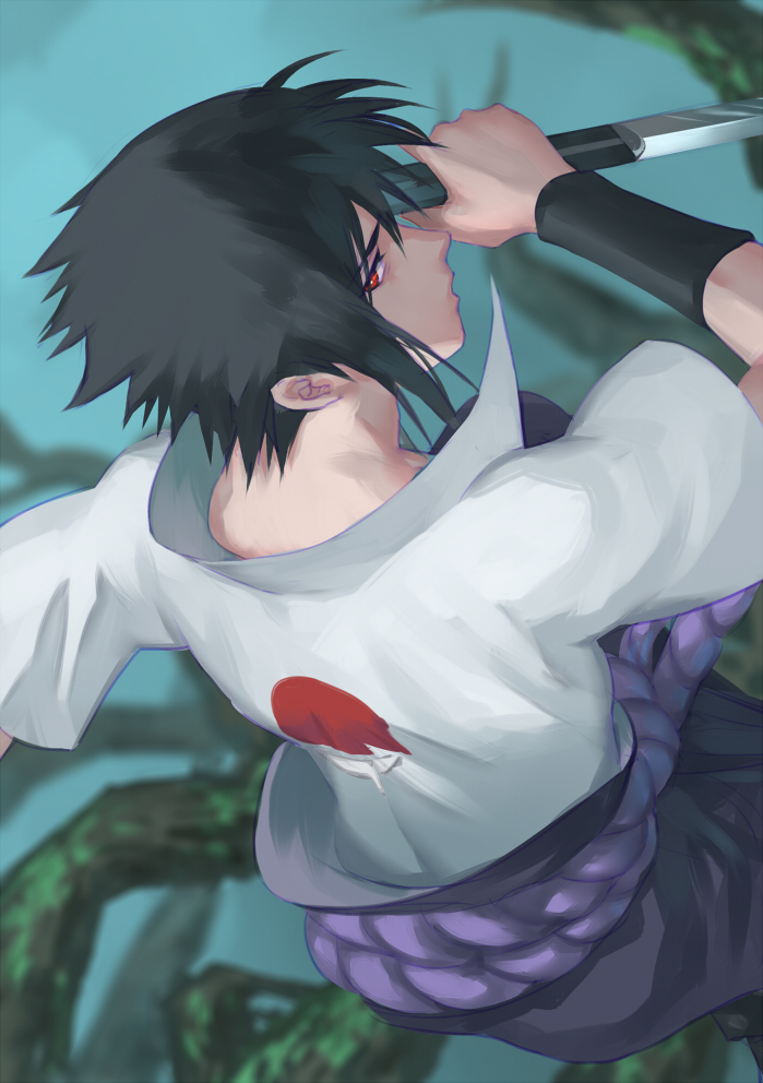 1boy black_hair blurry branch commentary_request depth_of_field eilinna from_above from_behind knife male_focus naruto_(series) naruto_shippuuden profile red_eyes reverse_grip rope_belt solo uchiha_sasuke upper_body