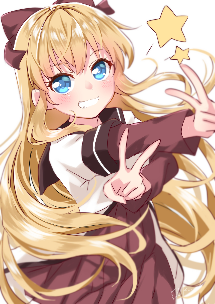 1girl bangs blonde_hair blue_eyes blurry blush bow brown_sailor_collar commentary_request depth_of_field double_v dress eyebrows_visible_through_hair floating_hair grin hair_bow happy jacket layered_sleeves long_hair long_sleeves looking_at_viewer nanamori_school_uniform pleated_dress red_bow red_dress sailor_collar school_uniform shiny shiny_hair short_over_long_sleeves short_sleeves simple_background smile solo standing star_(symbol) toshinou_kyouko usagi_koushaku v very_long_hair white_background white_jacket yuru_yuri