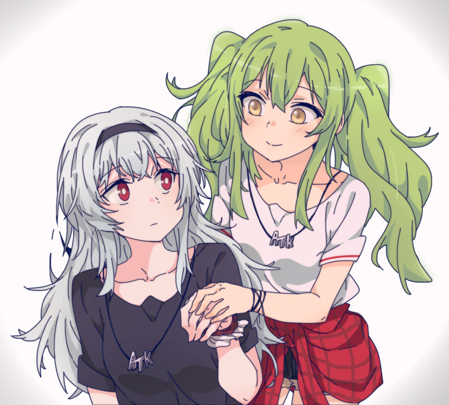 2girls alternate_costume black_shirt blush clothes_around_waist collarbone commentary eyebrows_visible_through_hair facing_viewer girls_frontline green_hair hairband hand_on_another's_hand jacket jacket_around_waist jewelry korean_commentary long_hair looking_at_another m950a_(girls'_frontline) multiple_girls necklace red_eyes shirt short_sleeves shorts sidarim silver_hair simple_background smile thunder_(girls'_frontline) twintails upper_body white_background white_shirt yellow_eyes