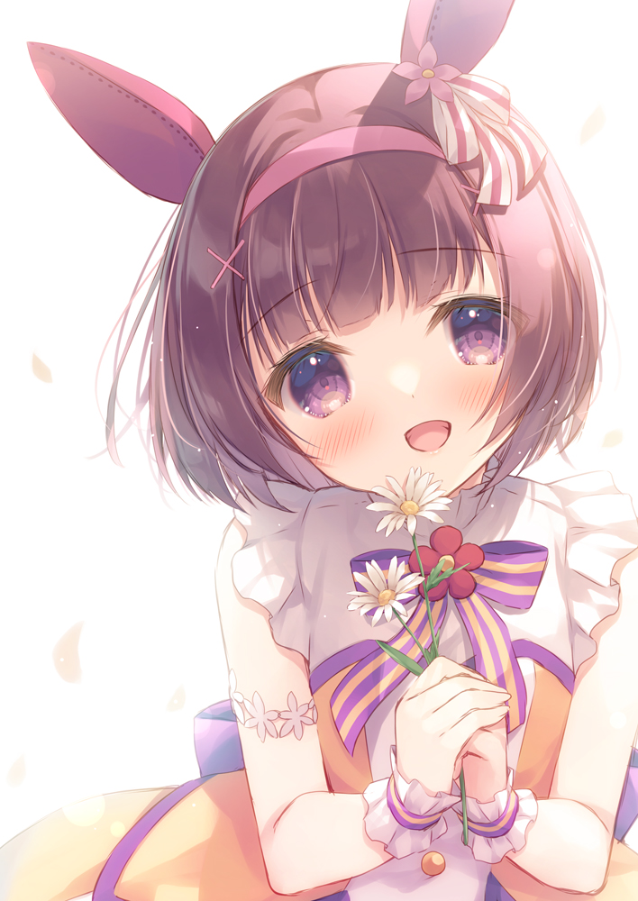 1girl :d animal_ears bangs blush bow brown_dress brown_hair commentary_request dress eyebrows_visible_through_hair flower hair_ornament hairband holding holding_flower horse_ears looking_at_viewer nishino_flower_(umamusume) own_hands_together petals pink_hairband purple_bow simple_background sleeveless sleeveless_dress smile solo striped striped_bow umamusume violet_eyes white_background white_flower wrist_cuffs x_hair_ornament yukie_(peach_candy)