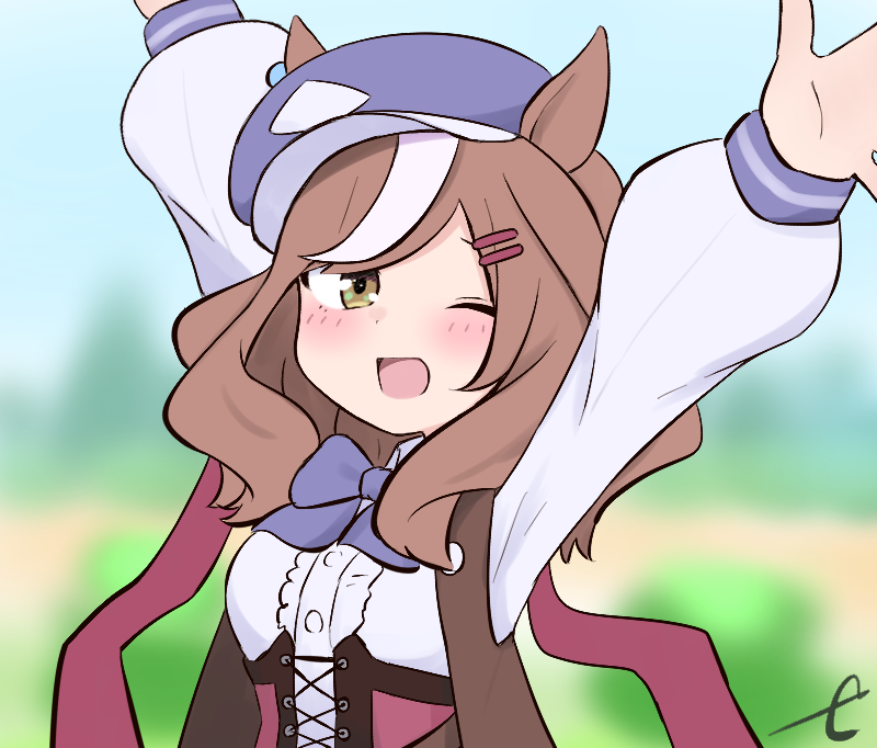 1girl ;d animal_ears arms_up blue_headwear blurry blurry_background blush breasts brown_eyes brown_hair cabbie_hat commentary_request day depth_of_field ears_through_headwear hair_ornament hairclip hat horse_ears kujou_karasuma long_hair long_sleeves looking_at_viewer matikane_tannhauser_(umamusume) medium_breasts multicolored_hair one_eye_closed outdoors outstretched_arms puffy_long_sleeves puffy_sleeves shirt signature smile solo streaked_hair tilted_headwear umamusume upper_body white_hair white_shirt