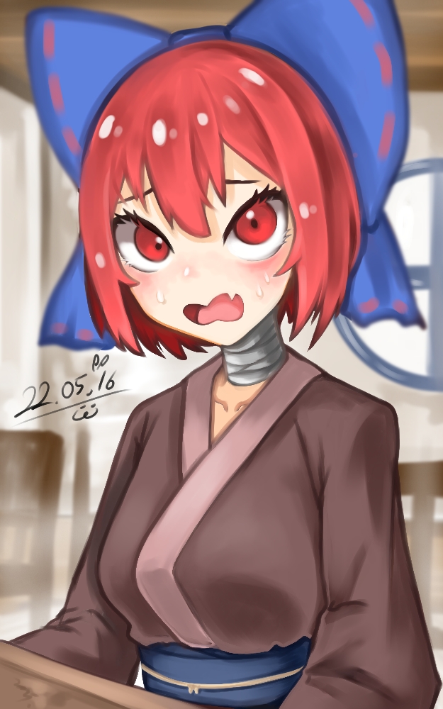 1girl artist_name bangs blue_bow blurry blurry_background blush bow breasts depth_of_field eyebrows_visible_through_hair hair_between_eyes hair_bow indoors japanese_clothes kimono long_sleeves looking_at_viewer open_mouth red_eyes redhead sekibanki short_hair signature solo touhou upper_body youtube_snh